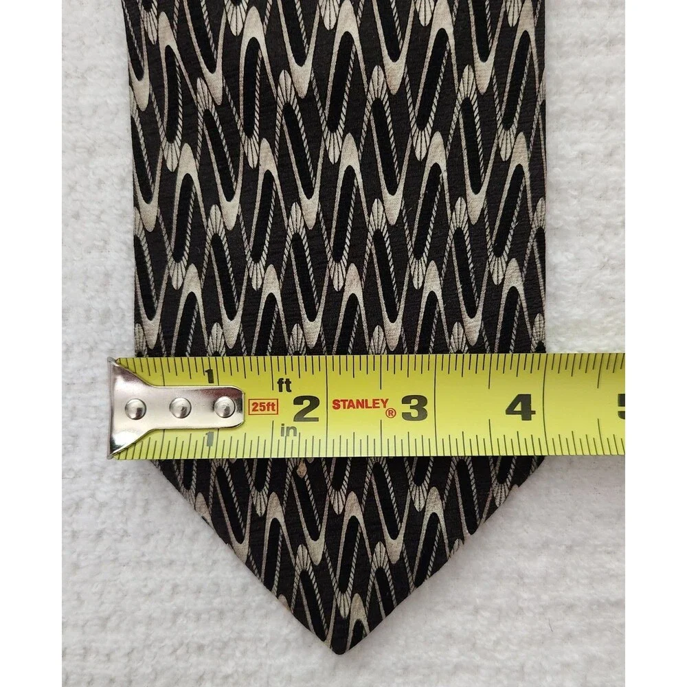 Valentino Cravatte Men’s Tie 100% Silk Black Cream Geometric Hand Made Italy